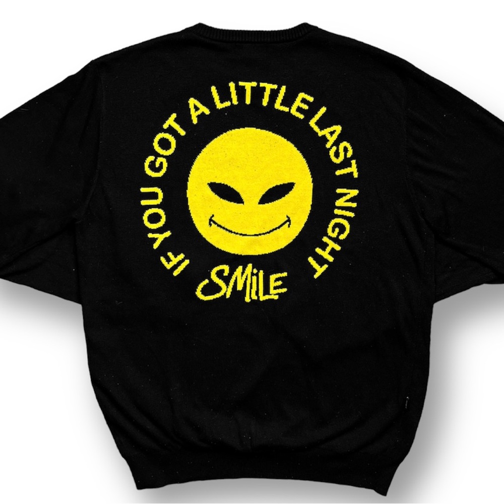 X-Large Black and Yellow Reversible Rip N Dip Sweater